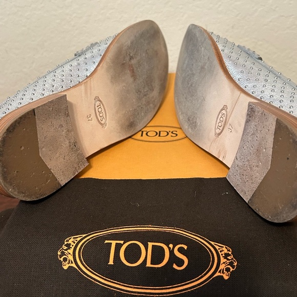Tods Studded Embellished Loafers - Picture 5 of 7